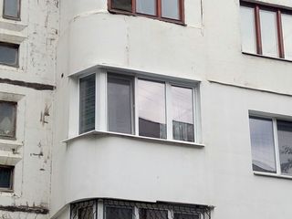 Расширение балконов, кладка из газоблоков под окна. Demolarea. Renovarea și extinderea balcoanelor foto 10