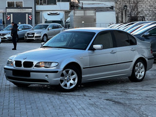 BMW 3 Series foto 5