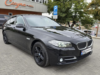 BMW 5 Series foto 1