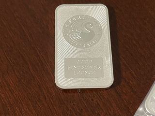 Lingouri / Monede Argint 31.1gr 1oz .999 серебро золото слитки монеты foto 5