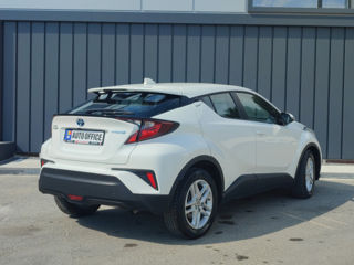 Toyota C-HR foto 4