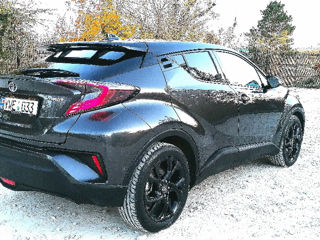 Toyota C-HR foto 6