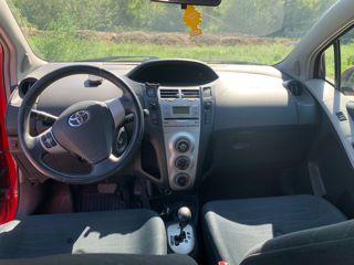 Toyota Yaris foto 5