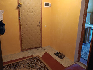 Ap. 1 cam., 1 м², 5/5 et.