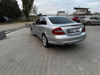 Mercedes CLK-Class foto 4