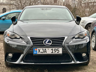 Lexus IS Series