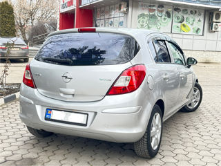 Opel Corsa foto 3