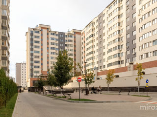 Apartament cu 3 camere, 85 m², Buiucani, Chișinău foto 19