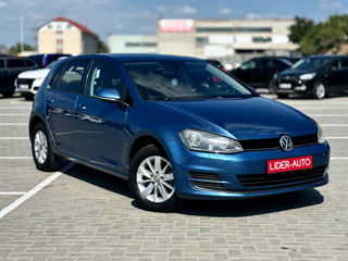 Volkswagen Golf foto 1