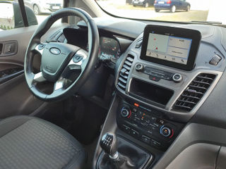 Ford Tourneo Connect foto 12