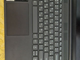 Lenovo Ideapad 3 15ARE05 foto 2