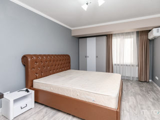 Apartament cu 3 camere, 77 m², Centru, Chișinău