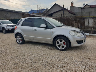 Suzuki SX4 foto 4