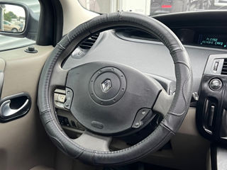 Renault Scenic foto 9