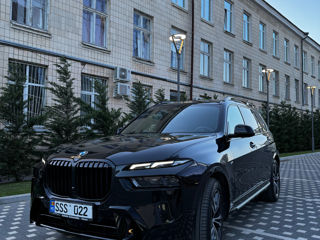 BMW X7 foto 1