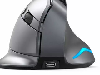 Zelotes F-26C Vertical Gaming Mouse