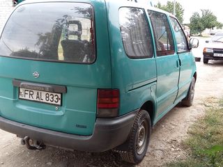 Nissan Vanette foto 5