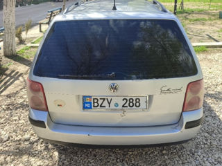 Volkswagen Passat foto 2