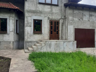 Casa in zona rezidentiala de Lux a orasului Floresti! foto 8