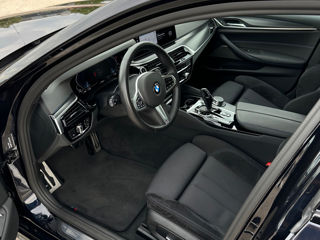 BMW 5 Series foto 9