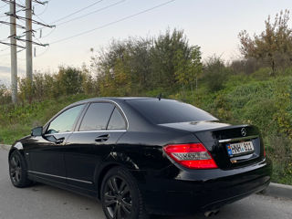 Mercedes C-Class foto 5