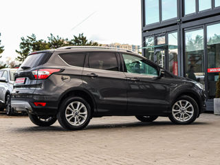 Ford Kuga foto 2