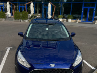 Ford Focus foto 1