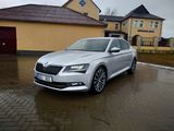 Skoda Superb foto 2