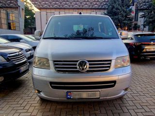 Volkswagen Multivan foto 1