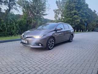 Toyota Auris foto 1