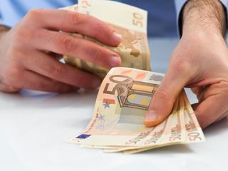 Bani la %( procente), credite, pentru persoane fizice de la 2 000 euro până la 30 000 euro. Perioada foto 1