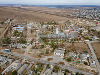 Vânzare, fabrică de vin, 12 000 mp + 5 ha, or. Vulcănești foto 1