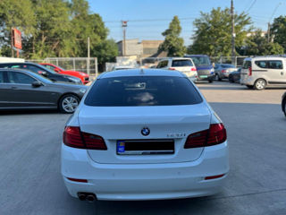 BMW 5 Series foto 5