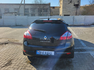 Renault Megane foto 2