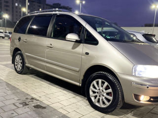 Volkswagen Sharan foto 2