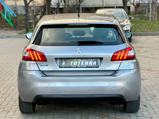 Peugeot 308 foto 5