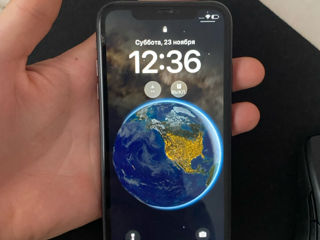 Продам IPhone 11