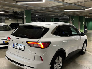 Ford Kuga foto 4