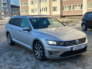 Volkswagen Passat foto 7