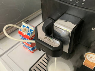 Кофемашина Philips с автоматическим капучино и встроенной кофемолкой! foto 3