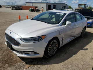 Ford Fusion foto 2