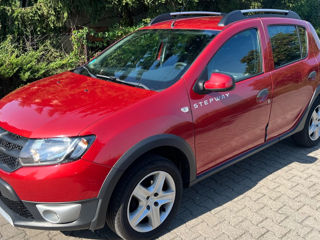 Dacia Sandero Stepway foto 2