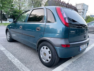 Opel Corsa foto 4