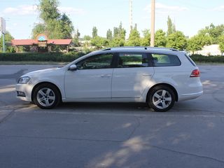 Volkswagen Passat foto 4