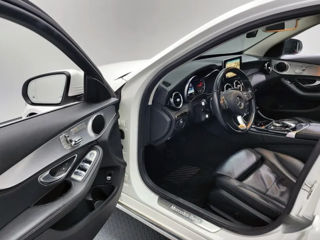 Mercedes C-Class foto 8