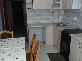 Apartament cu 2 camere, 60 m², Râșcani, Chișinău foto 2