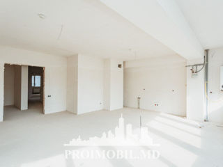 Apartament cu 5 camere sau mai multe, 184 m², Botanica, Chișinău foto 6