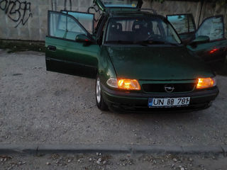 Opel Astra foto 10