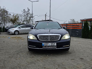 Mercedes S-Class foto 2