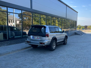 Mitsubishi Pajero Sport foto 3